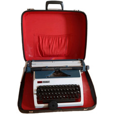 Schreibmaschine Erika Modell